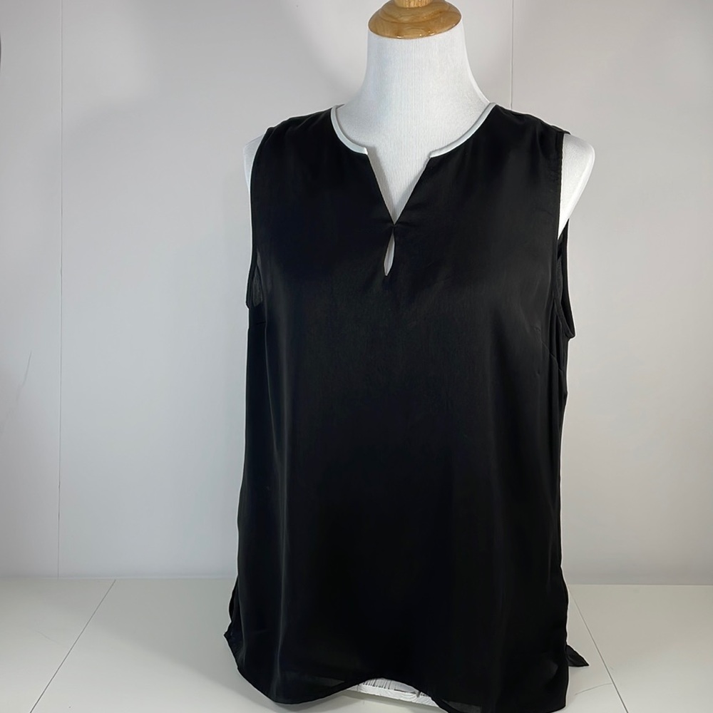 WILLOW & THREAD Black Sleeveless blouse, Size L